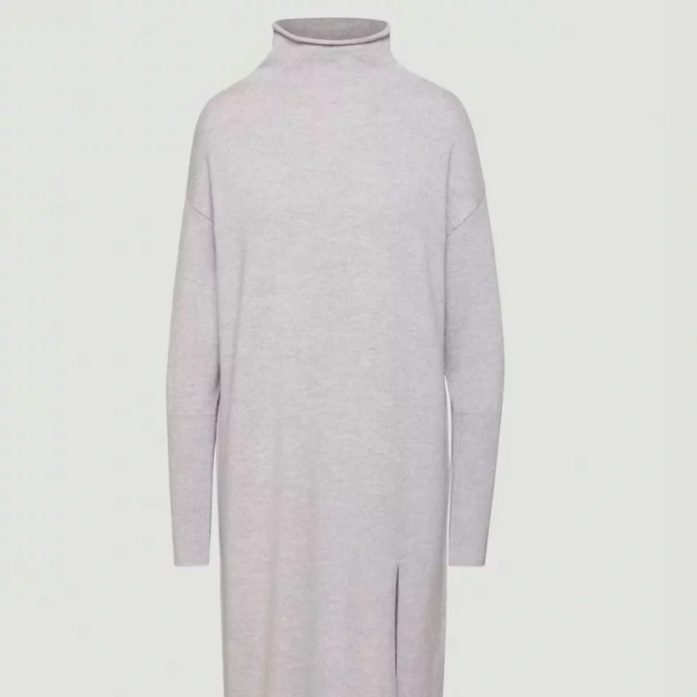 Aritzia- Wilfred mock-neck sweater dress with slit (Cyprie dress) - Picture 5 of 7
